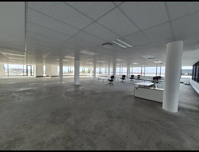 1,283M² OFFICE TO LET IN SANDTON CENTRAL